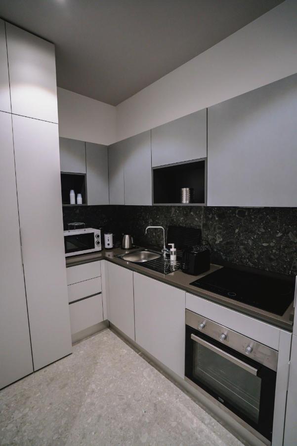 De Luca 6 Apartments サレルノ エクステリア 写真