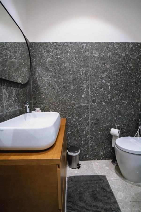 De Luca 6 Apartments サレルノ エクステリア 写真