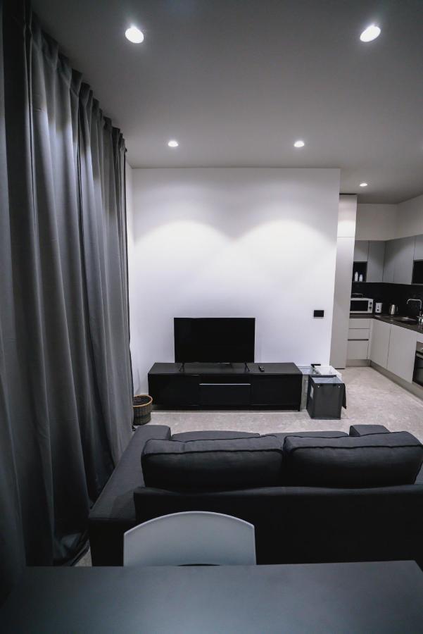 De Luca 6 Apartments サレルノ エクステリア 写真